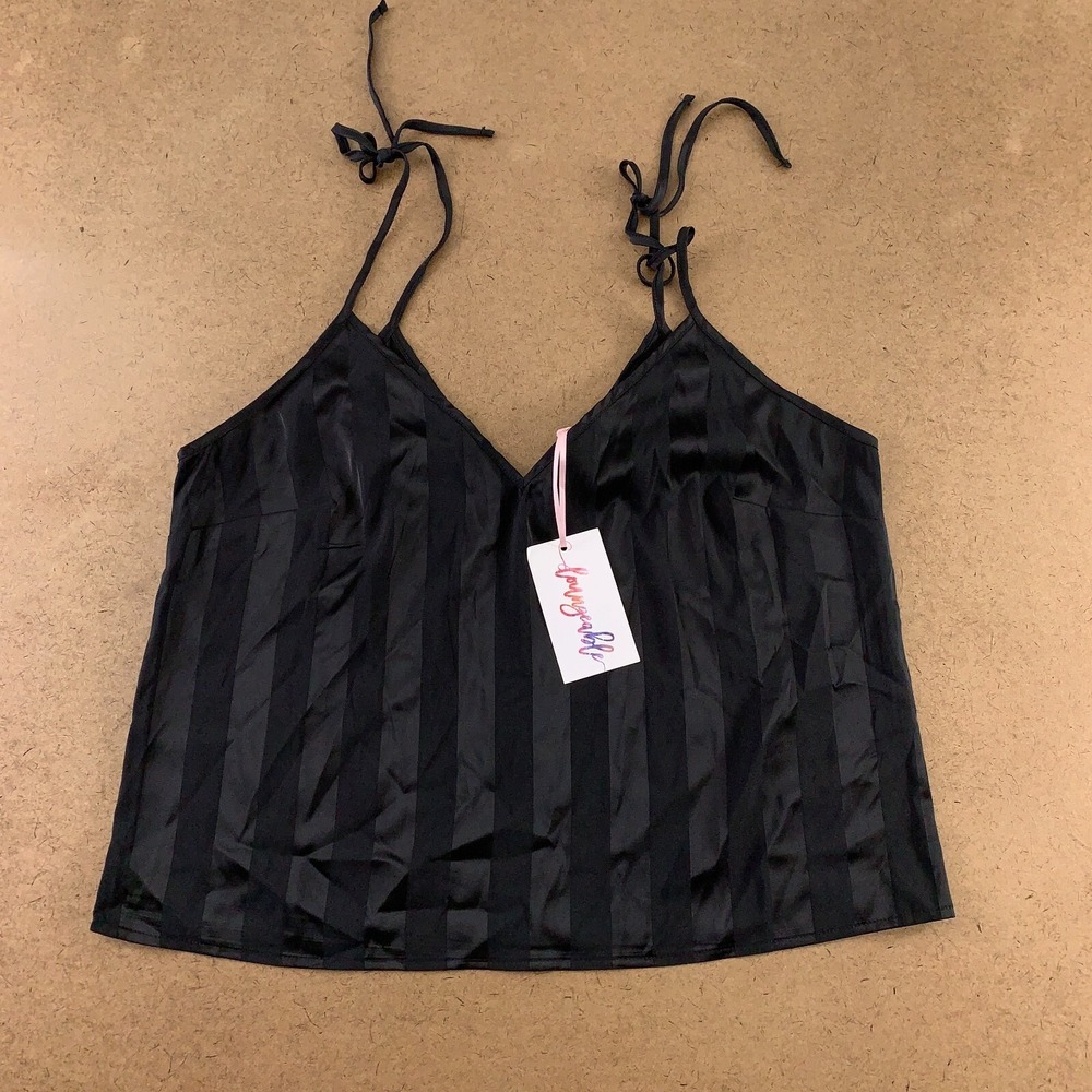 Loungeable Women's US Size 10 Black Striped Jacquard Satin Cropped Cami Top NWT